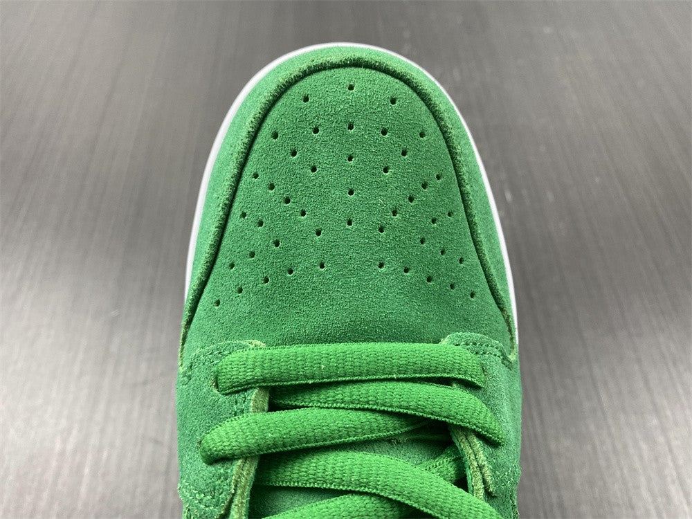 Nike SB Dunk Low St. Lucky Green