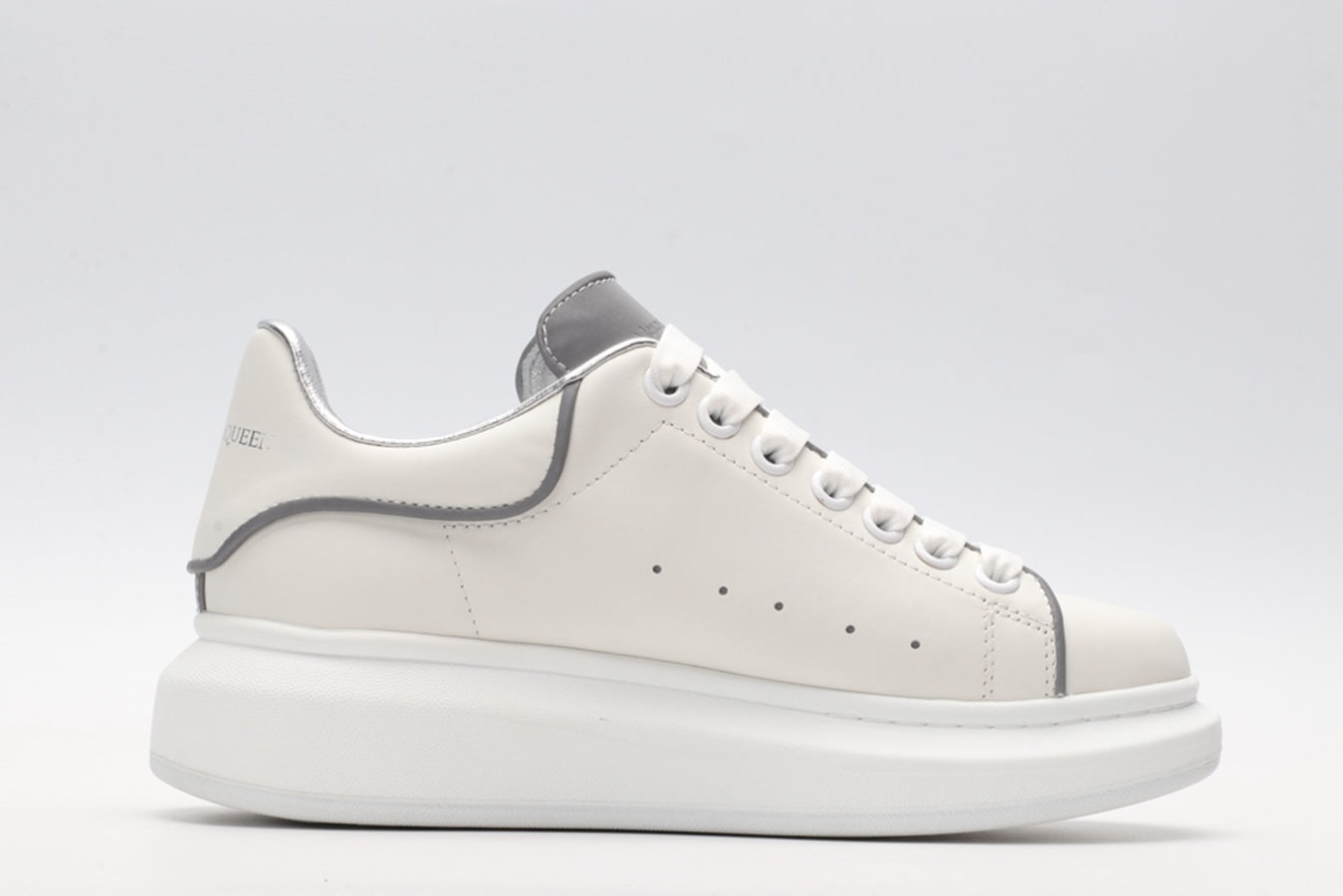 Alexander McQueen 3M Detail Oversized Sneaker