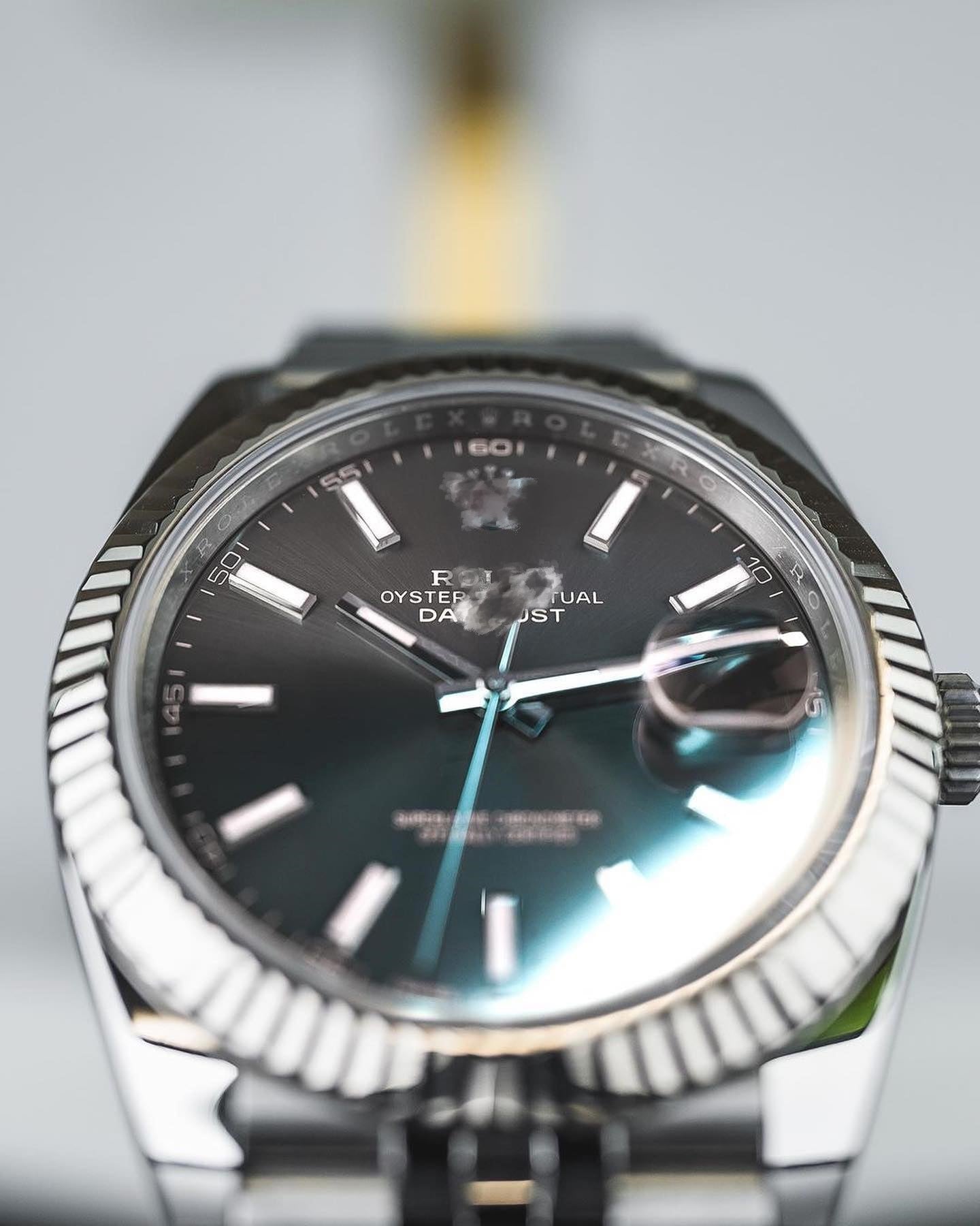 Rolex Oyster Perpetual 411