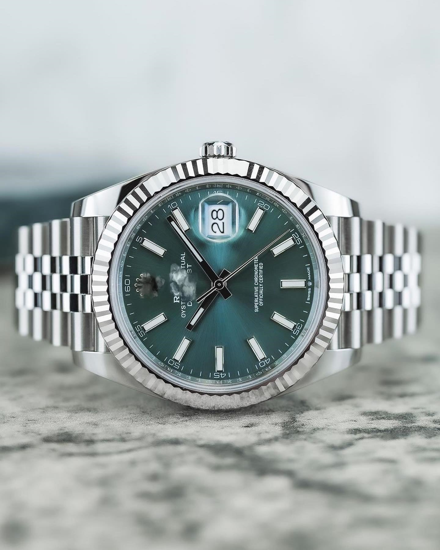 Rolex Oyster Perpetual 411