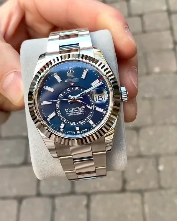 Sky-Dweller ref. 326934 Blue Dial 2019 Complete