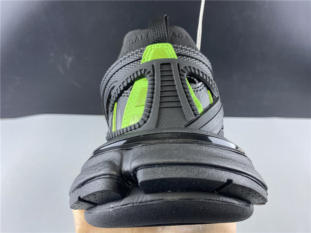 Balenciaga Trainers Track 2.0 black green