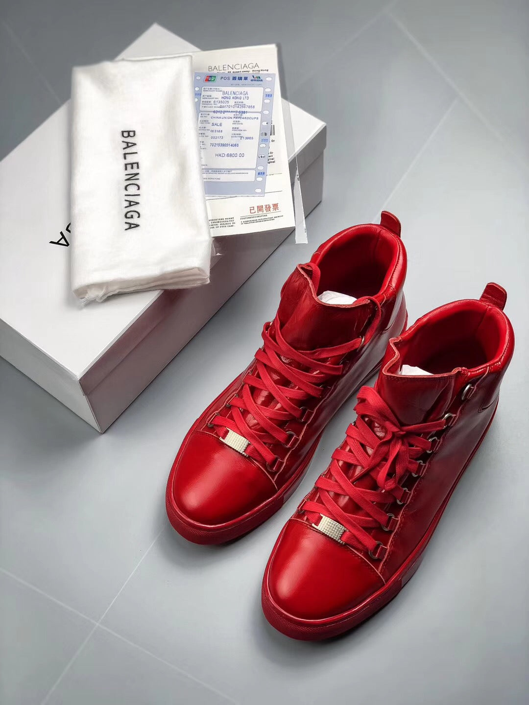 Balenciaga white & red & black