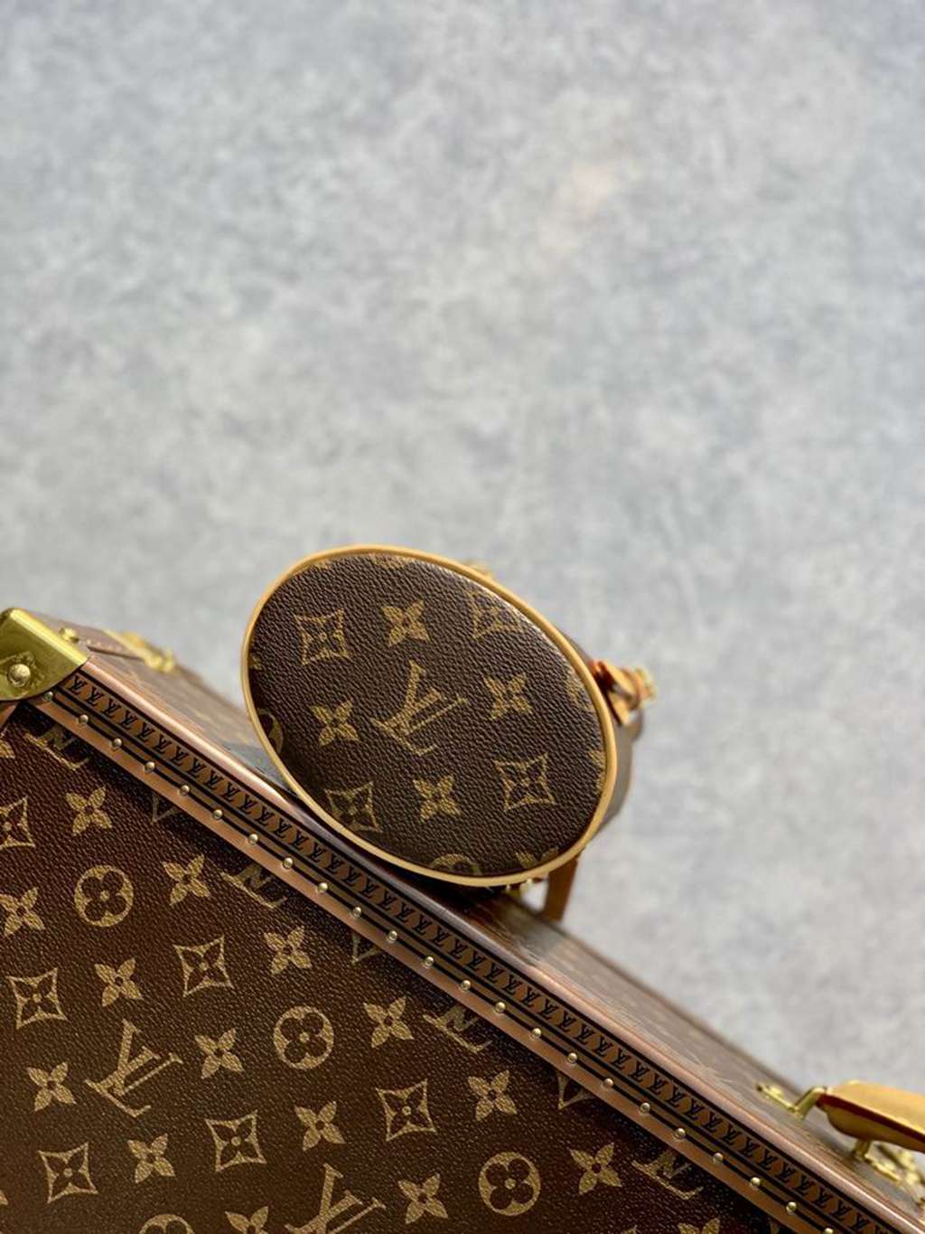 LV Bucket Bag