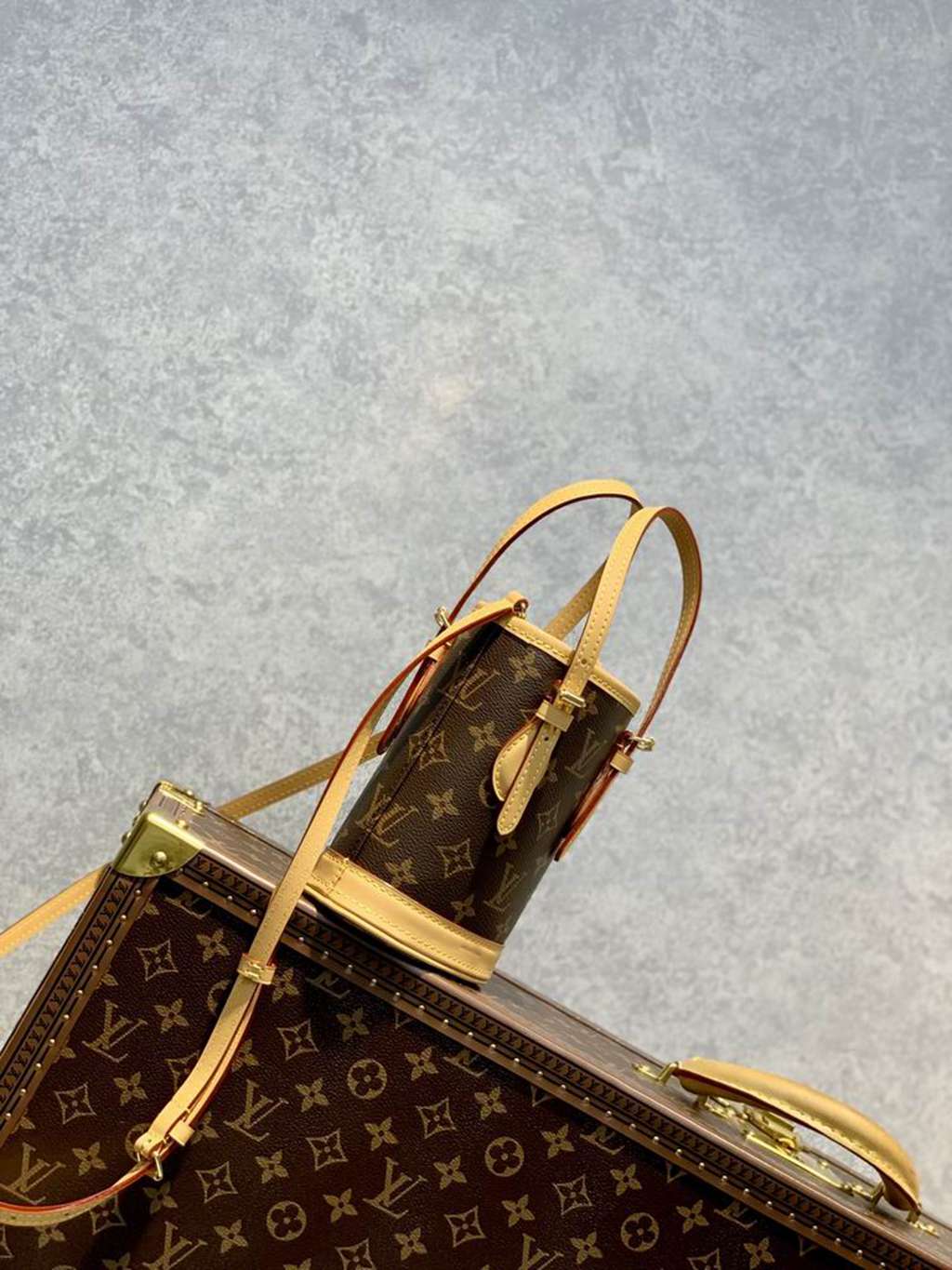 LV Bucket Bag