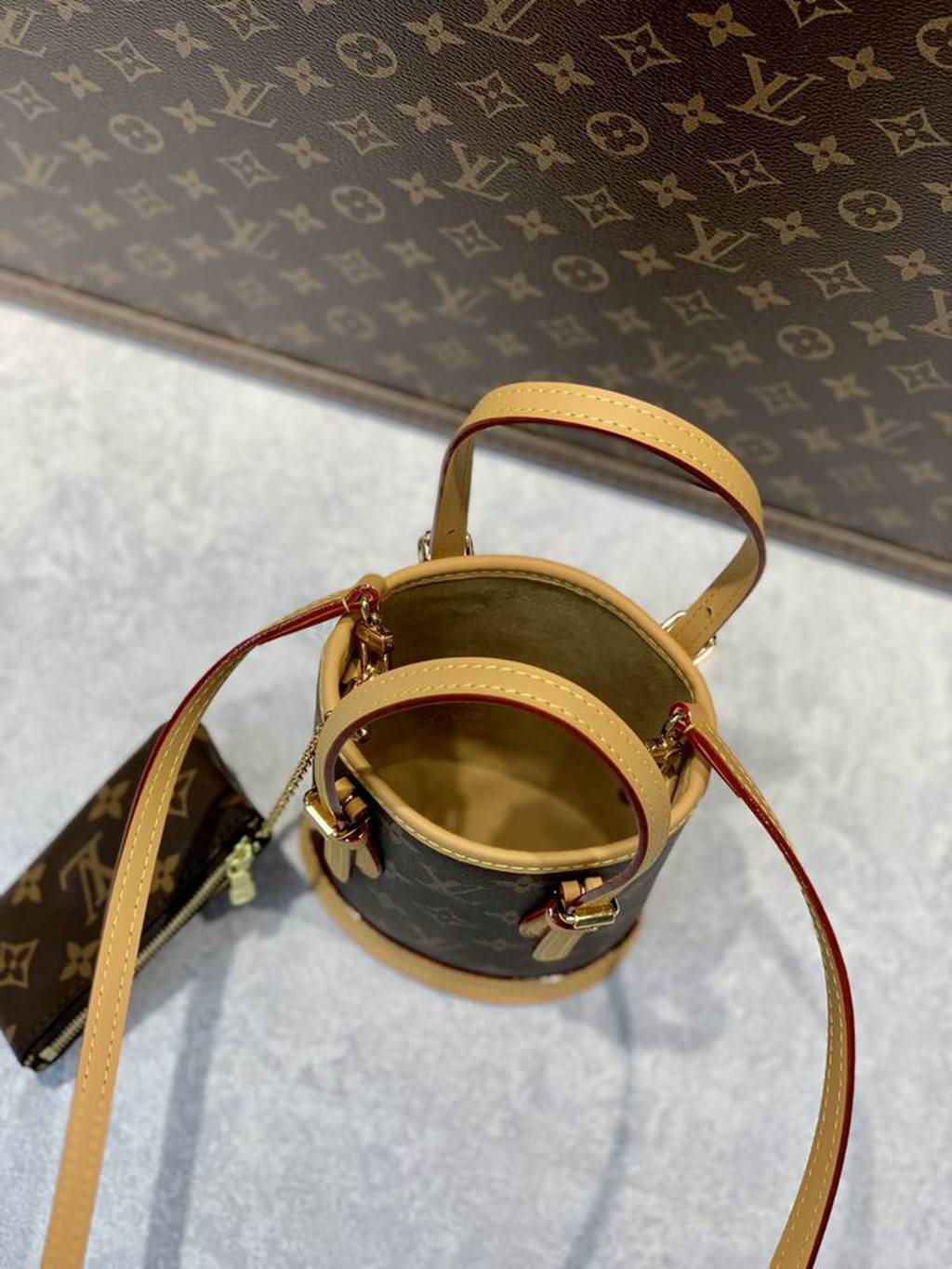 LV Bucket Bag