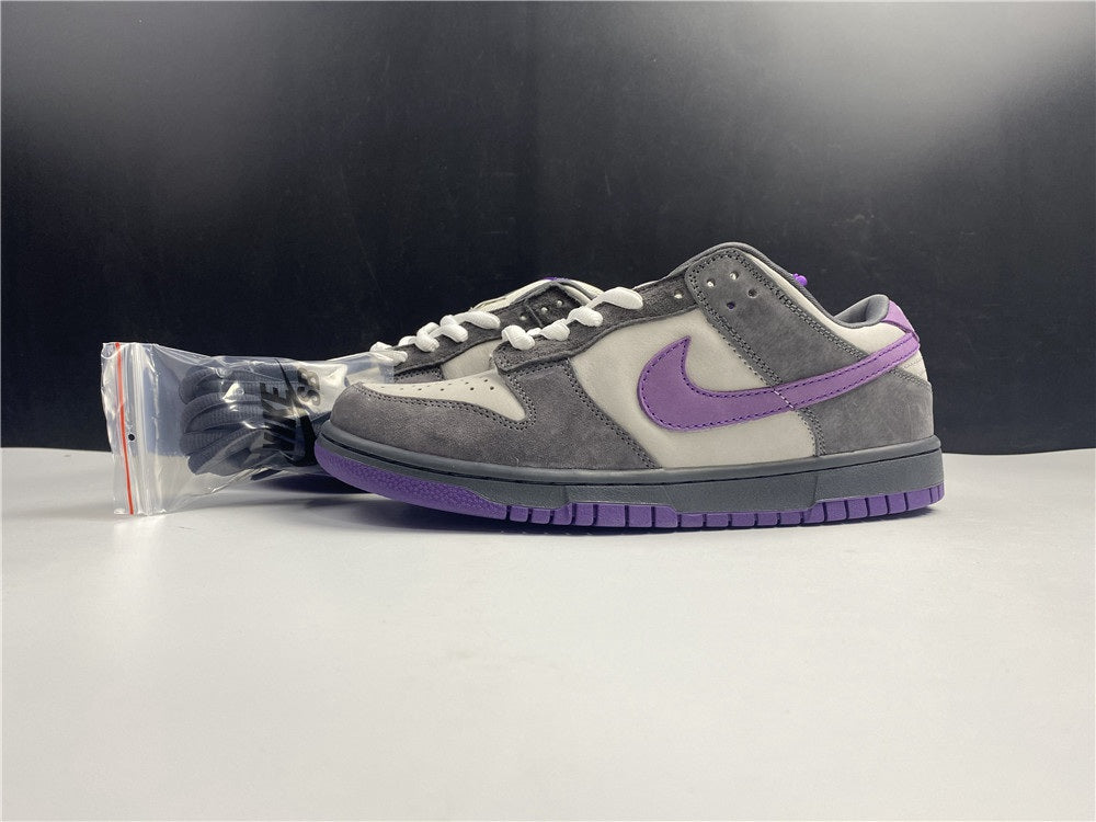 Nike SB DUNK PURPLE PEGION