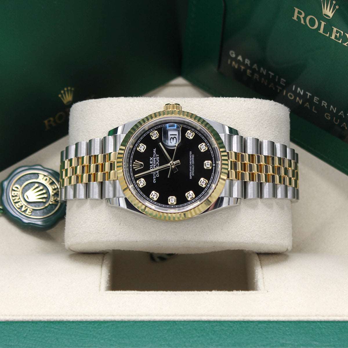 Datejust 36 126233 (Black Diamond Dial)