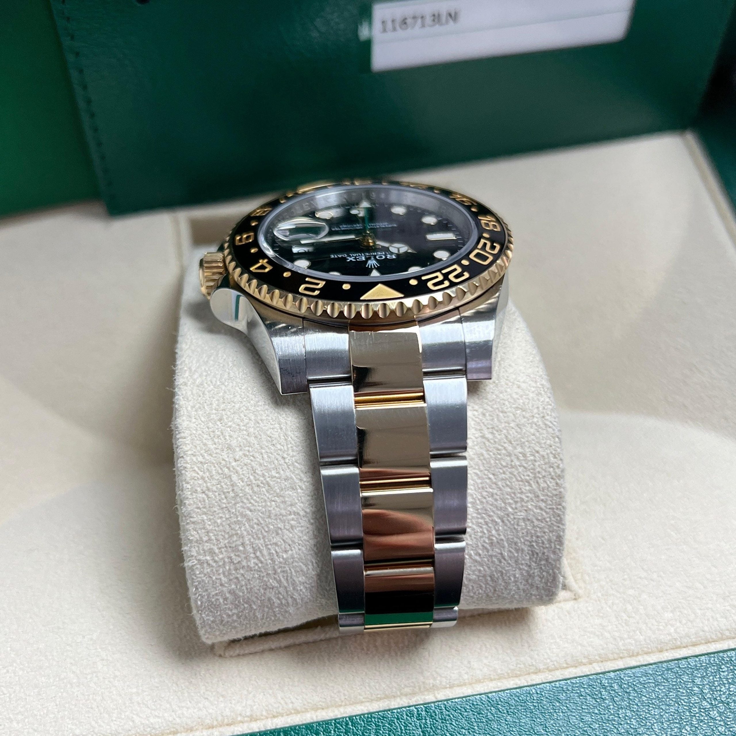 GMT-Master II 116713LN