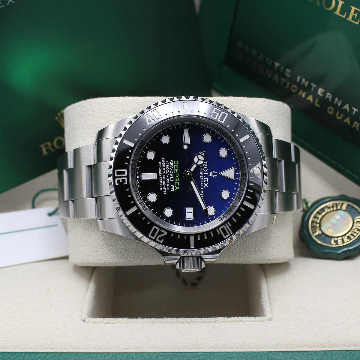 Sea-Dweller Deepsea 136660 (James Cameron D-Blue Dial)