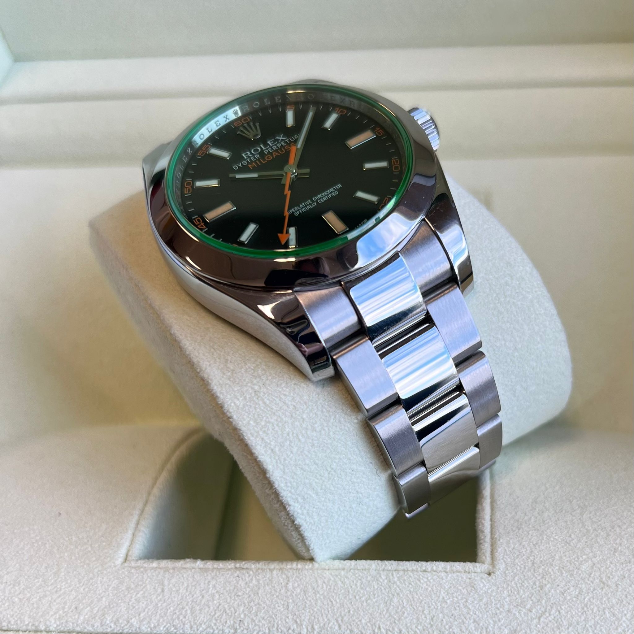 Milgauss 116400GV (Black Dial-Green Glass)