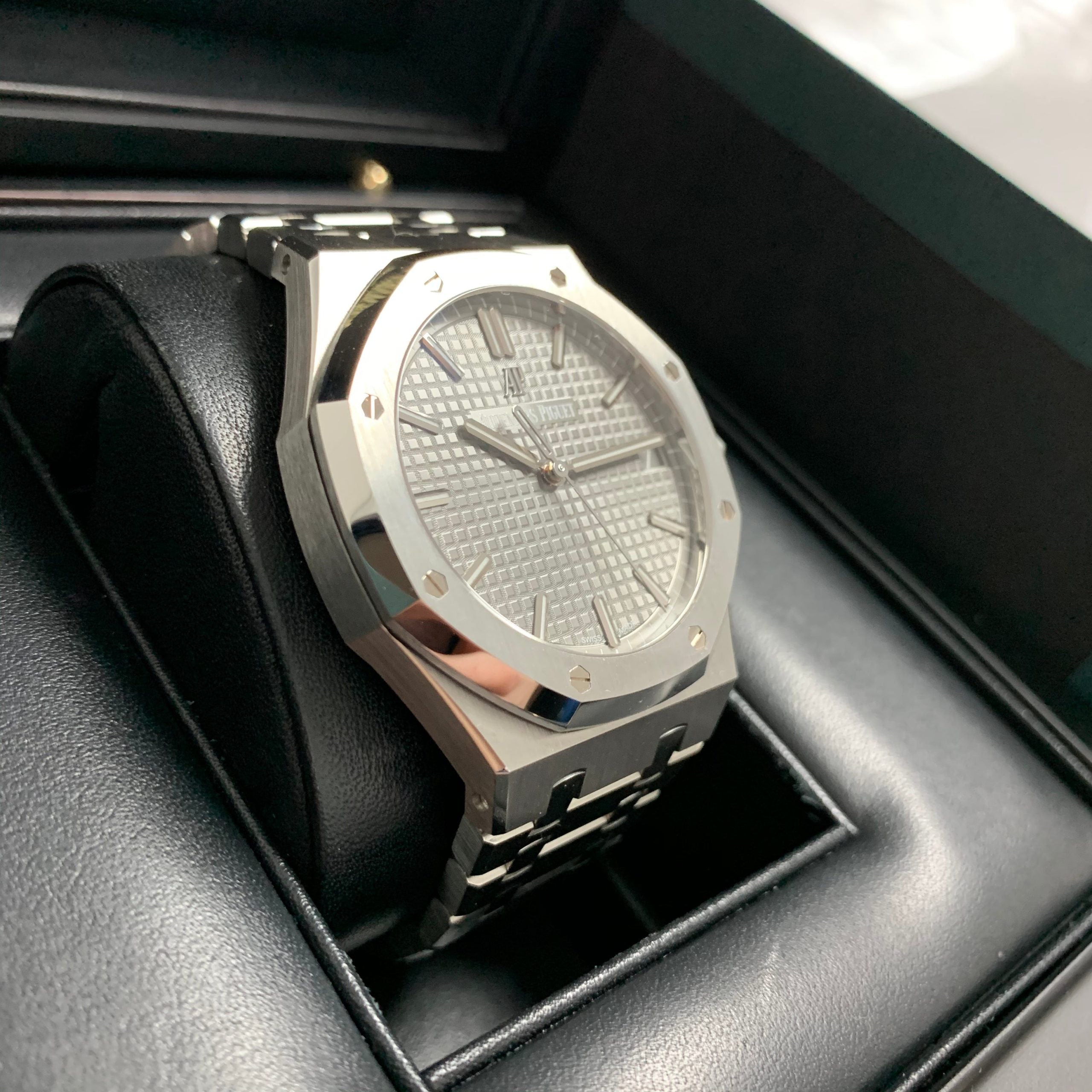 Royal Oak Selfwinding 15500ST.OO.1220ST.02 (Rhodium Grey Dial)