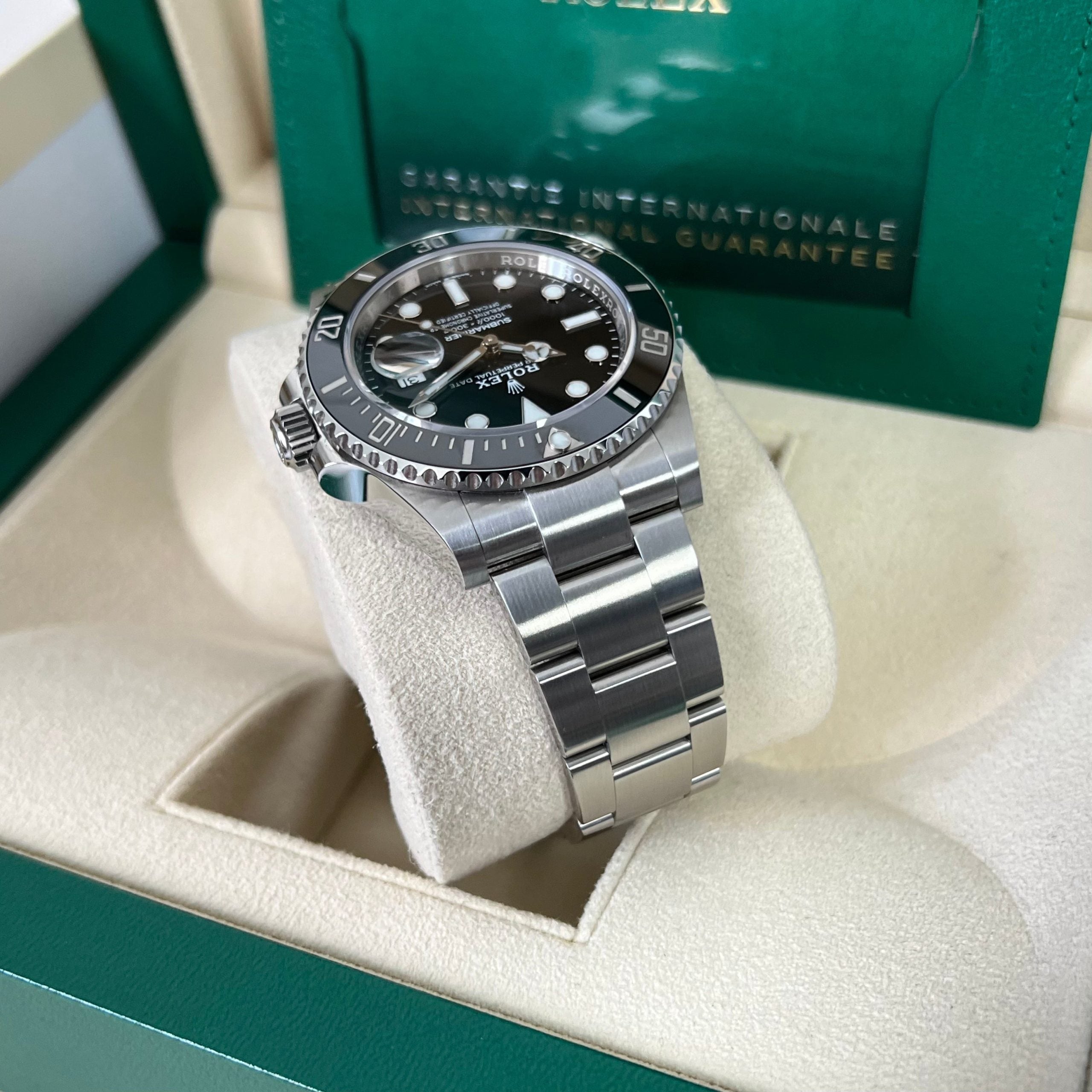 Submariner Date 126610LN