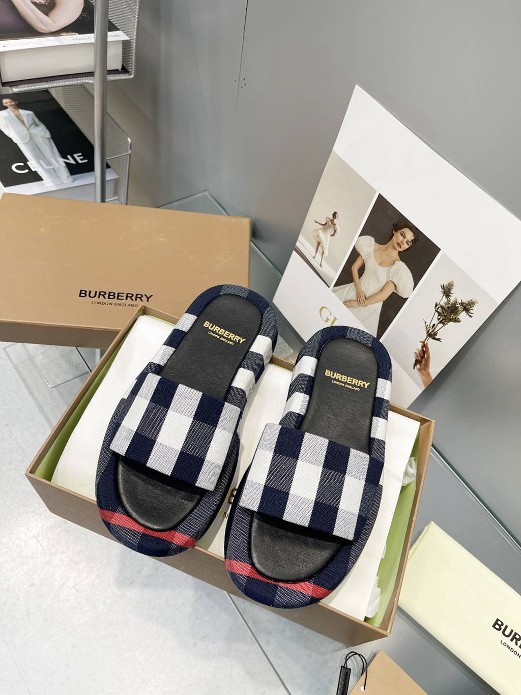 Burberry shoes EU35-EU46