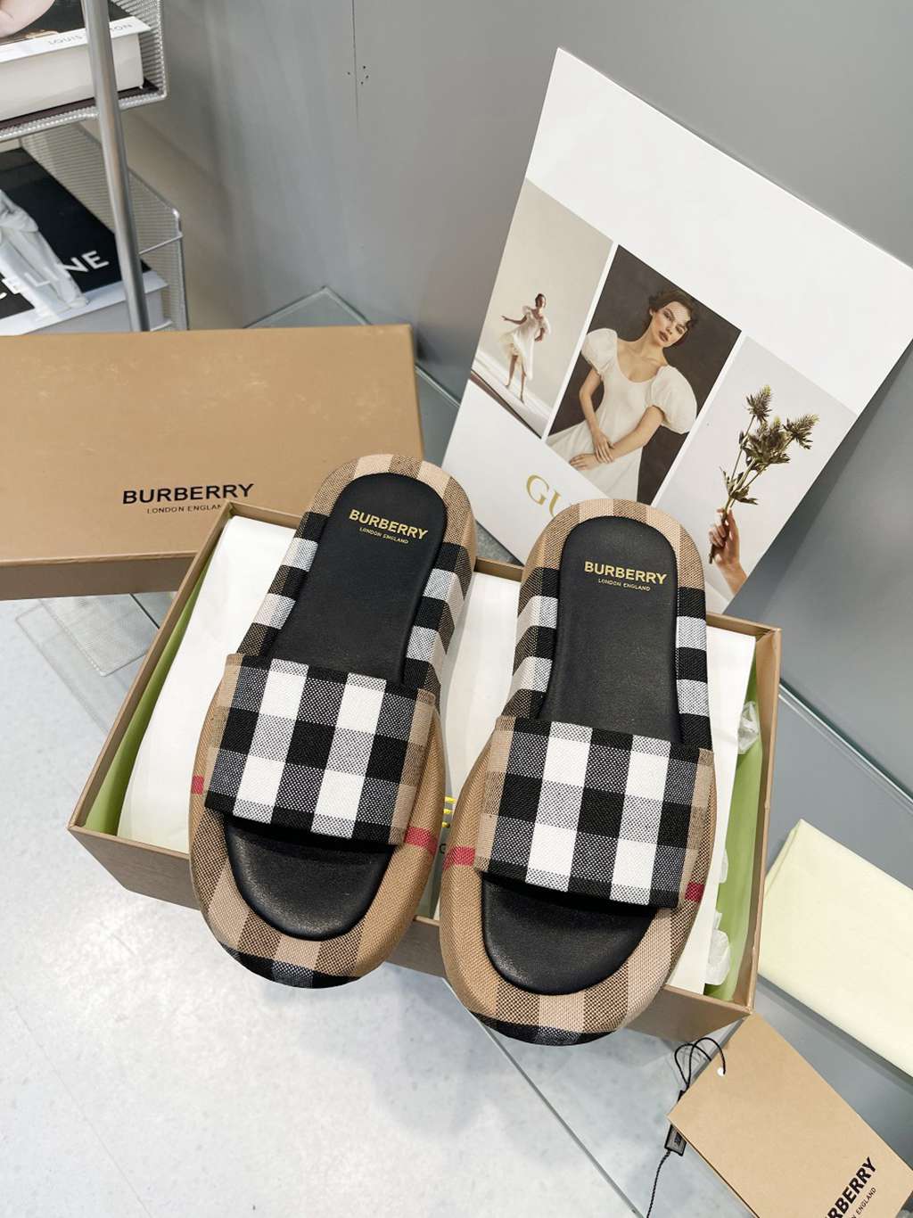 Burberry shoes EU35-EU46