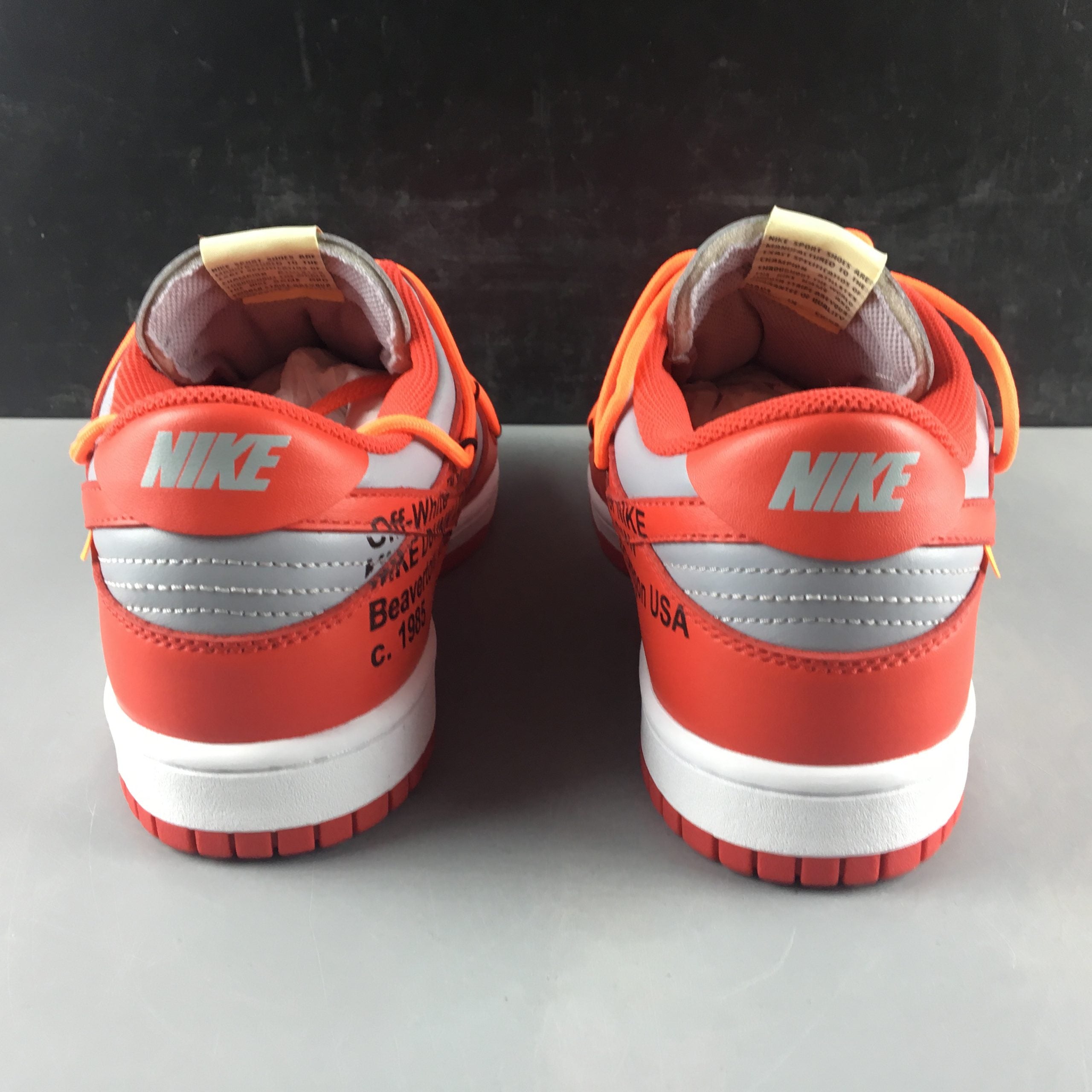 Off-White x Nike Dunk Low ??University Red