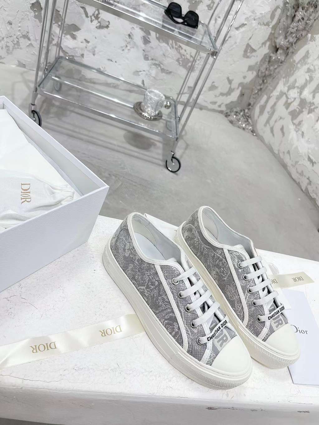 Dior sneakers