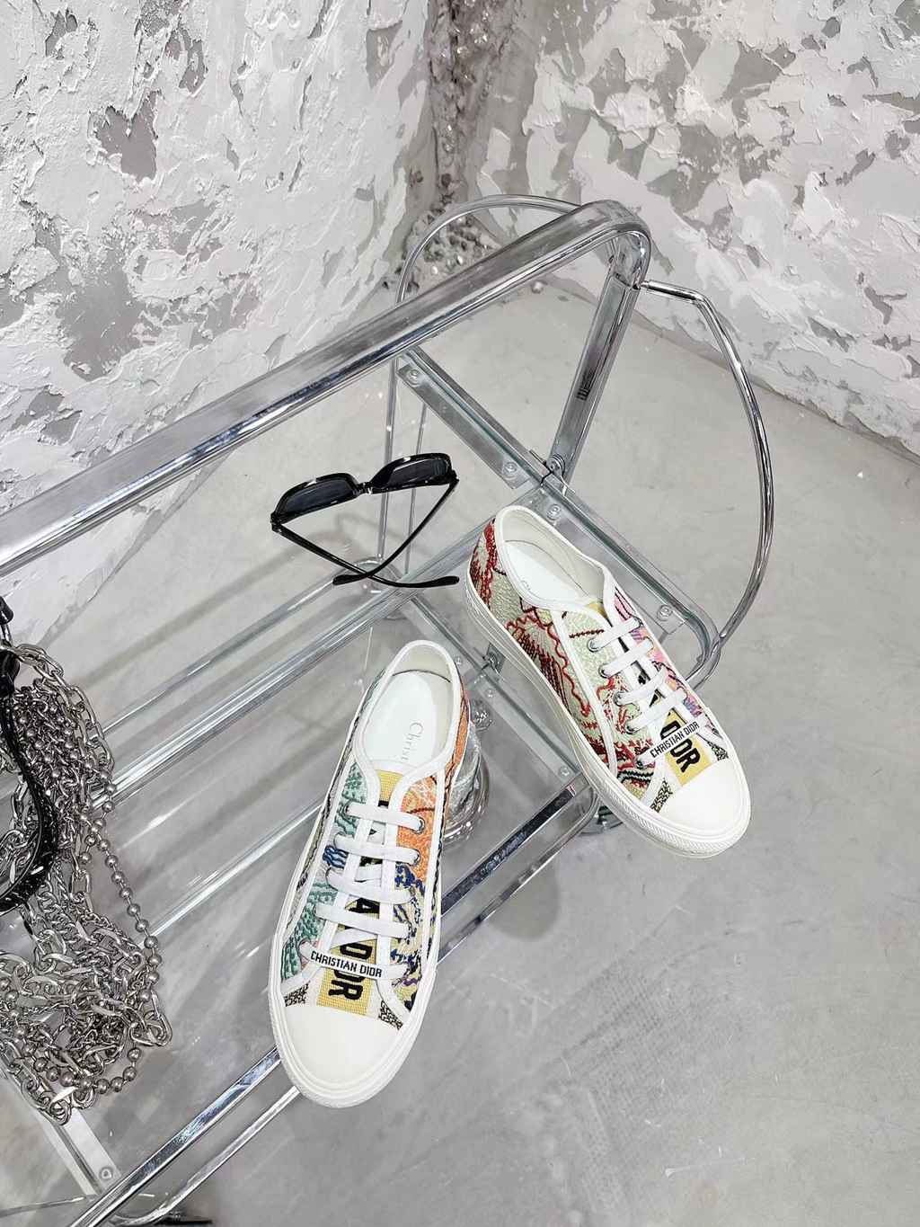 Dior sneakers