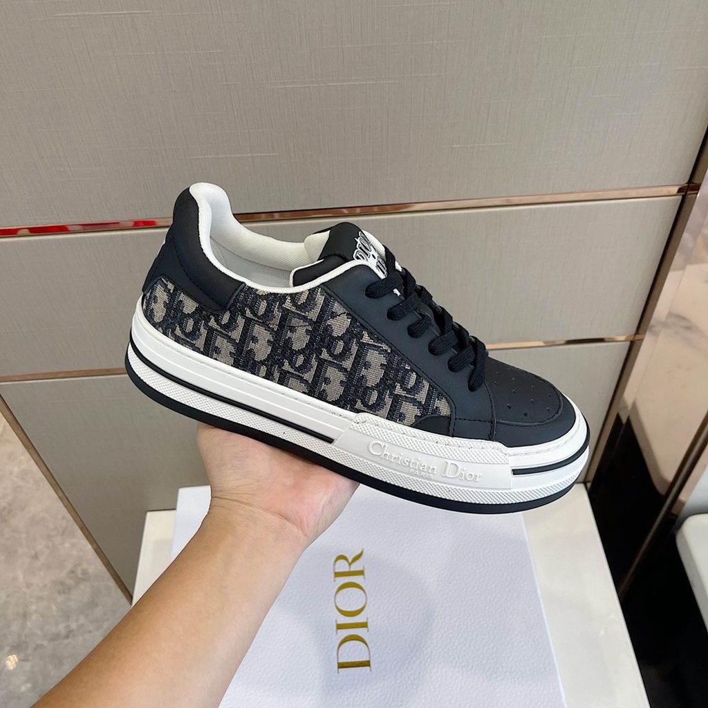 Dior sneakers