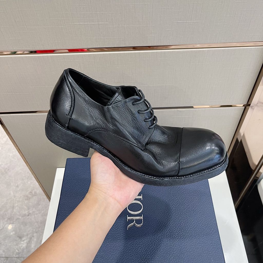 Dior sneakers