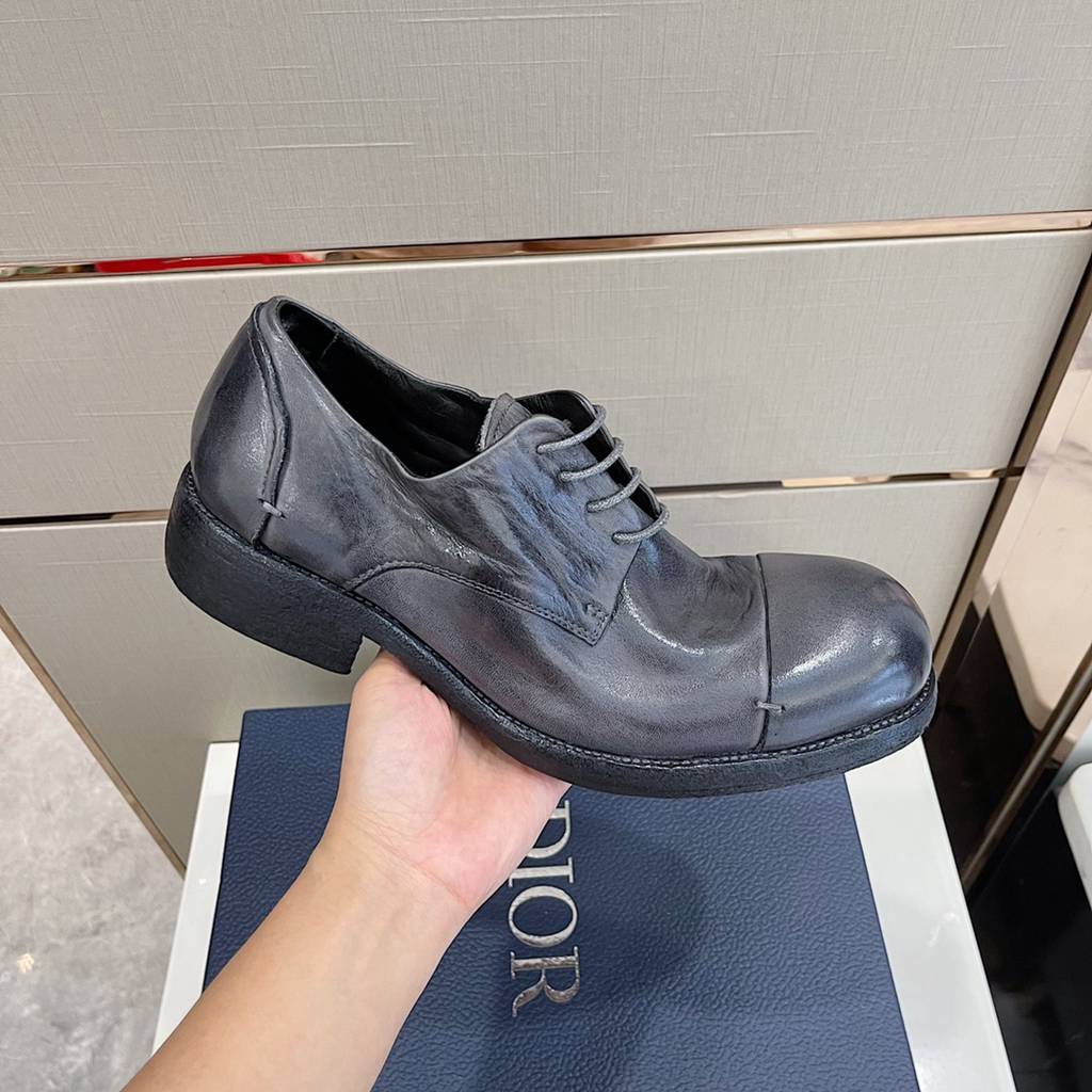 Dior sneakers