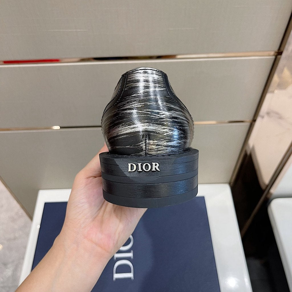 Dior sneakers