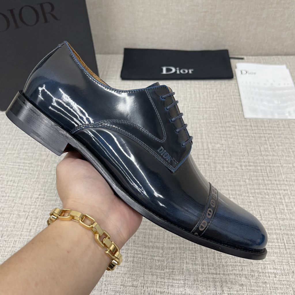 Dior sneakers