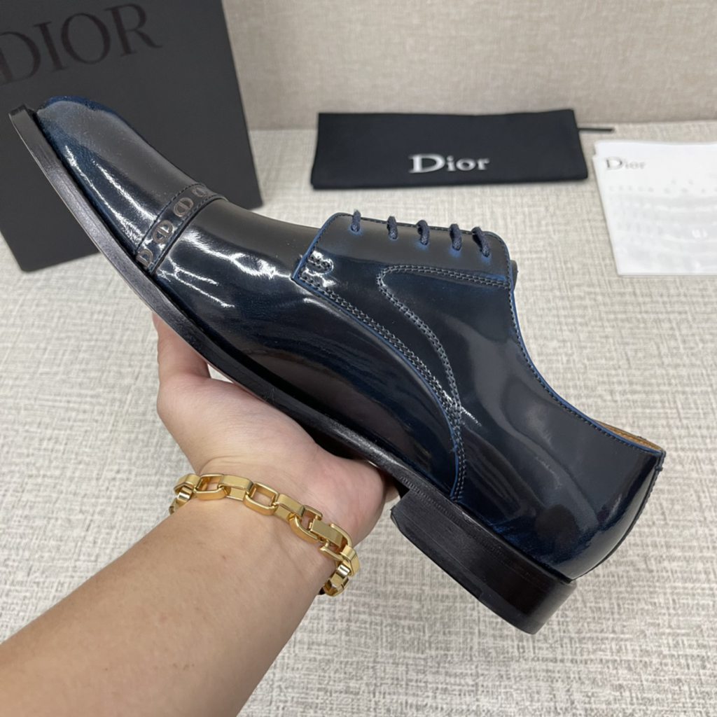 Dior sneakers