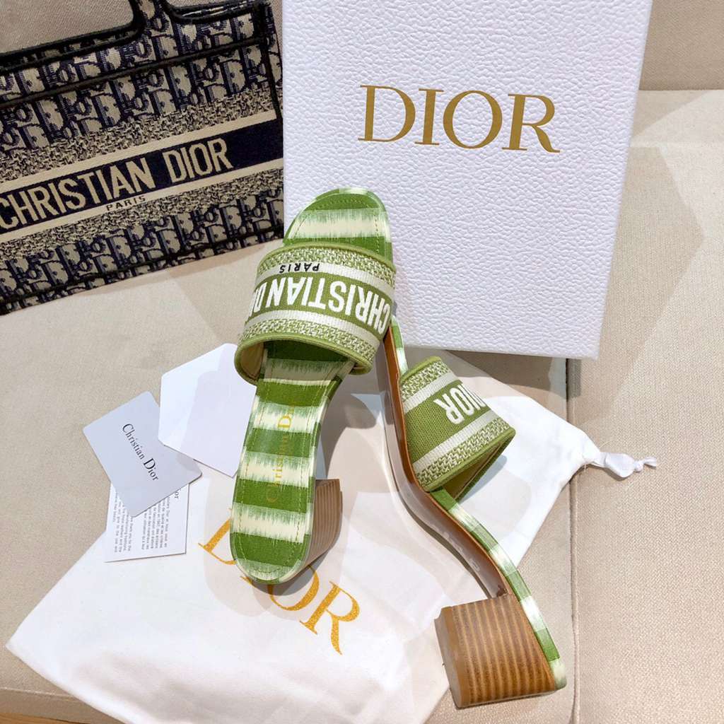 Dior