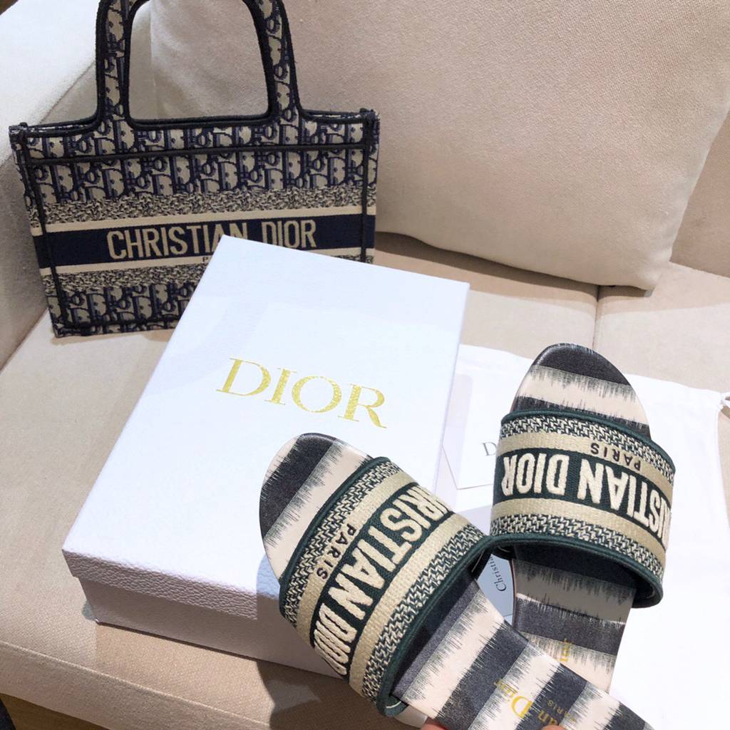 Dior