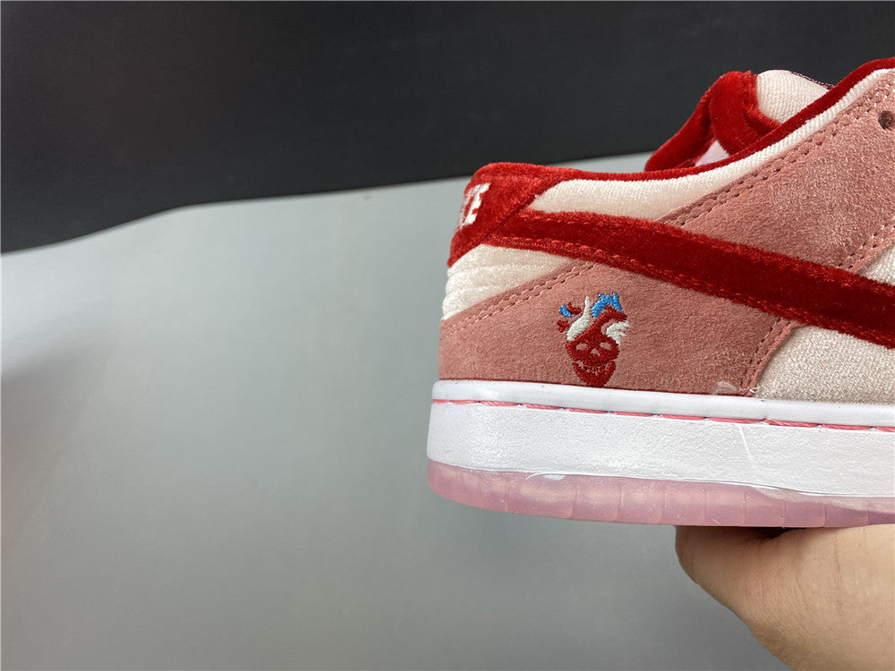 Nike SB Dunk Low StrangeLove Skateboards