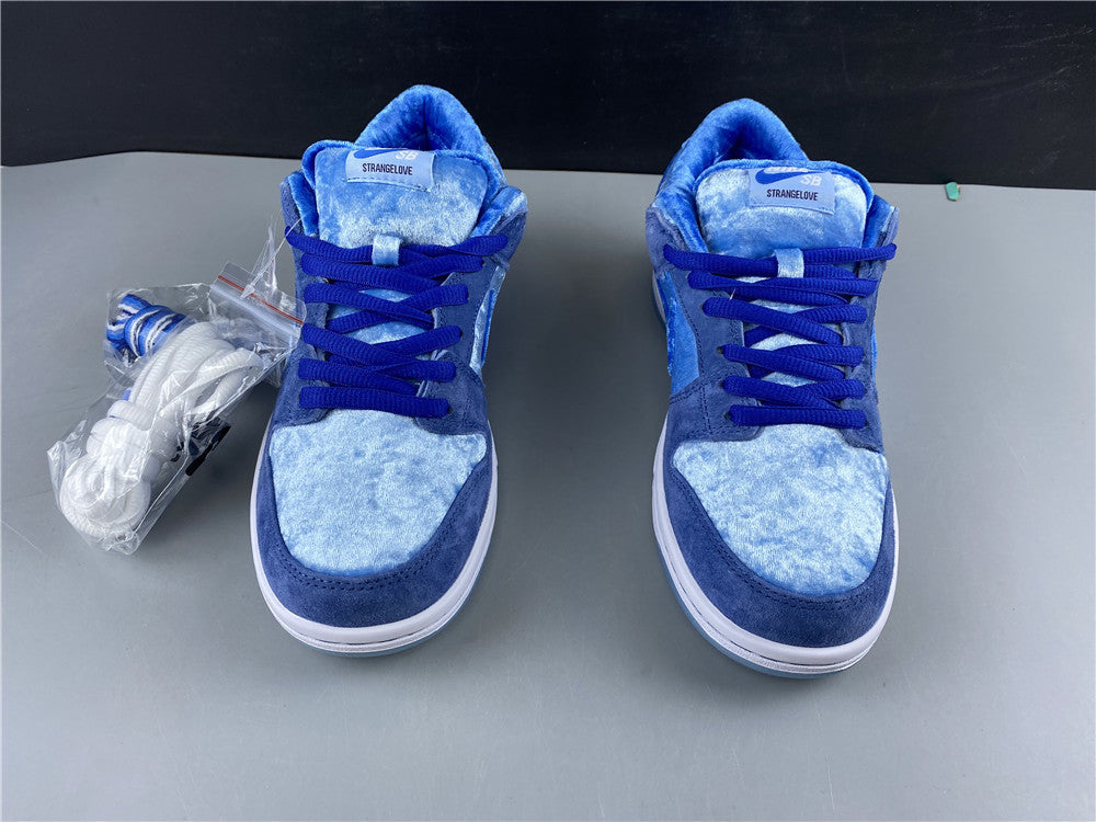 Nike SB Dunk Low Strange Love blue