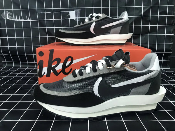 SACAI X NIKE LVD WAFFLE DAYBREAK BV0073-001