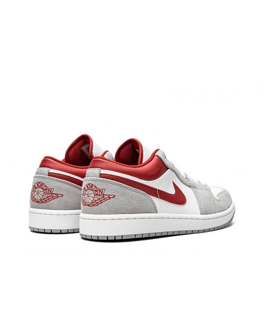 Air Jordan 1 Low SE 'Light Smoke Grey Gym Red'