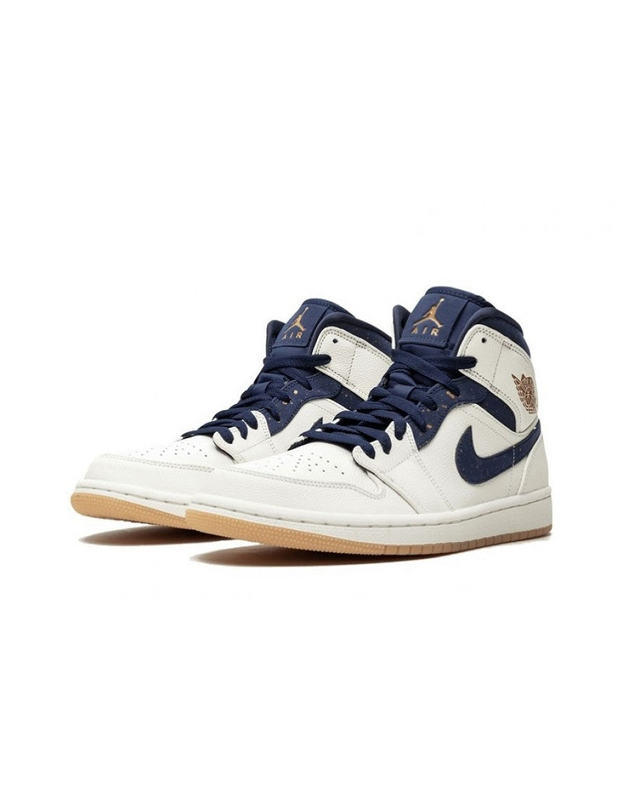 Air Jordan 1 Mid 'Jeter'