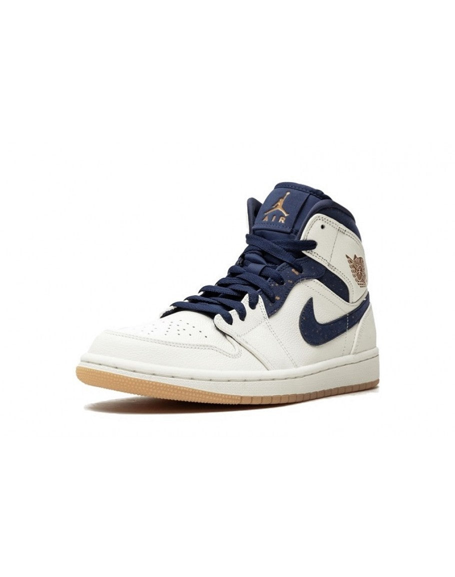 Air Jordan 1 Mid 'Jeter'