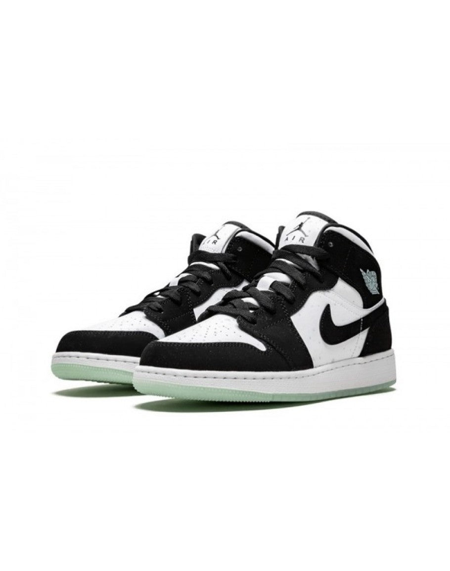 Air Jordan 1 Mid SE GS 'Glow in the Dark Panda'