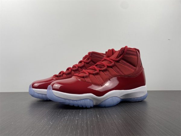 Air Jordan11 2017 Ranger Bull