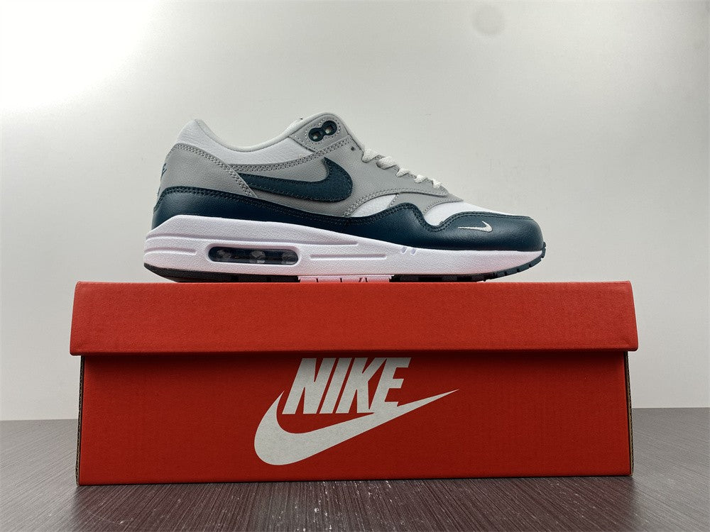 Nike Air Max 1 Obsidian