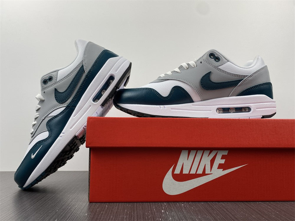 Nike Air Max 1 Obsidian