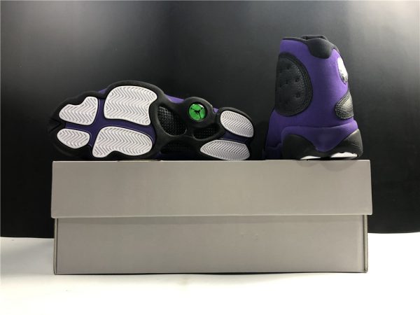 Air Jordan 13 Count Purple