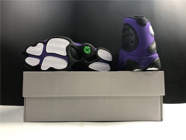 Air Jordan 13 Black purple