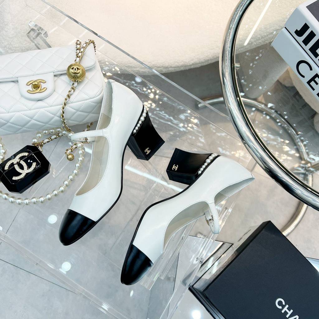 CHANEL shoes