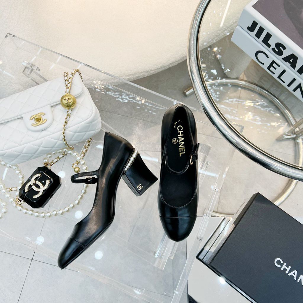 CHANEL shoes