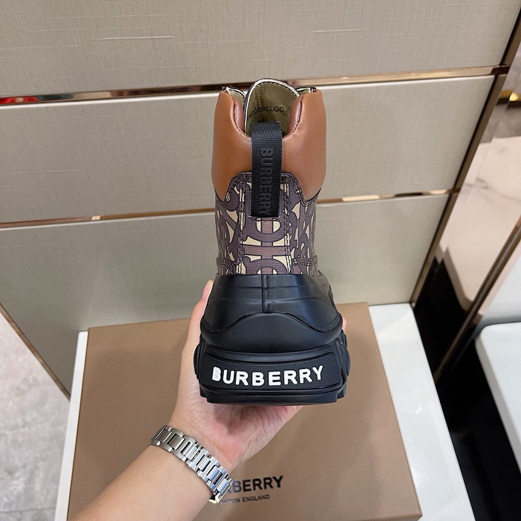 Burberry shoes EU35-EU46