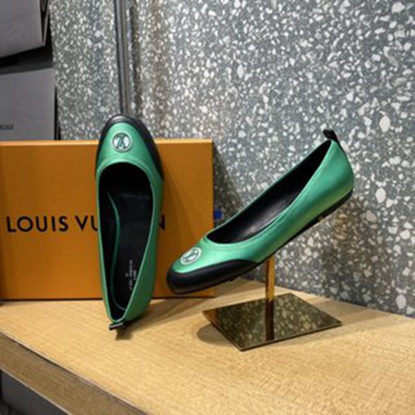 LV SHOES SIZE