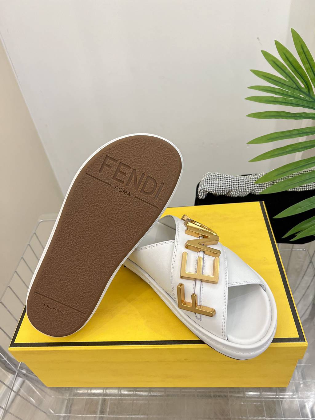 Fendi shoes size Eu35-Eu46