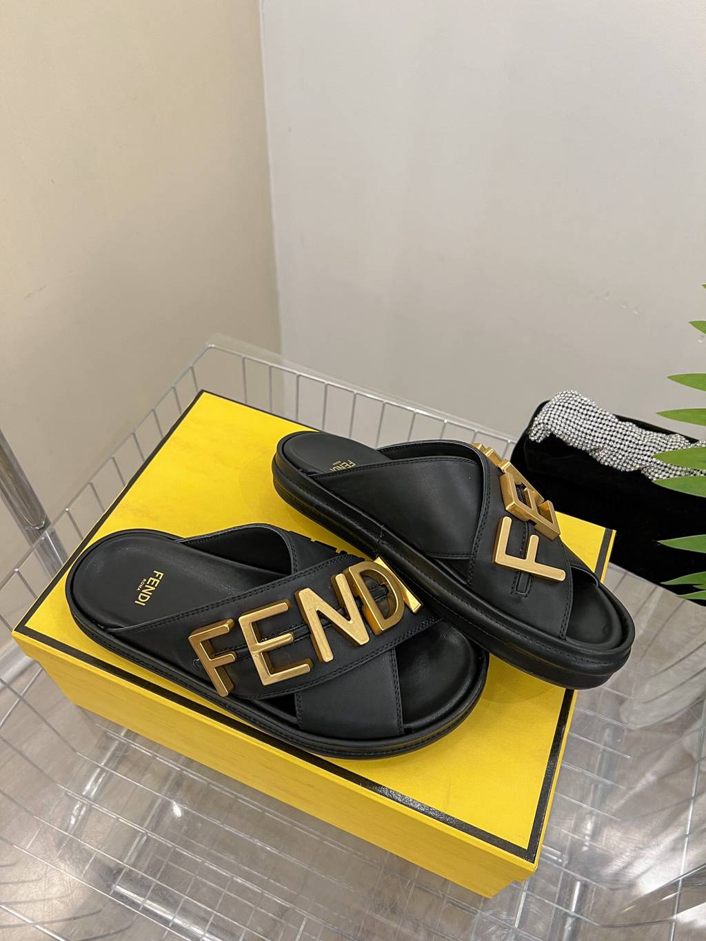 Fendi shoes size Eu35-Eu46