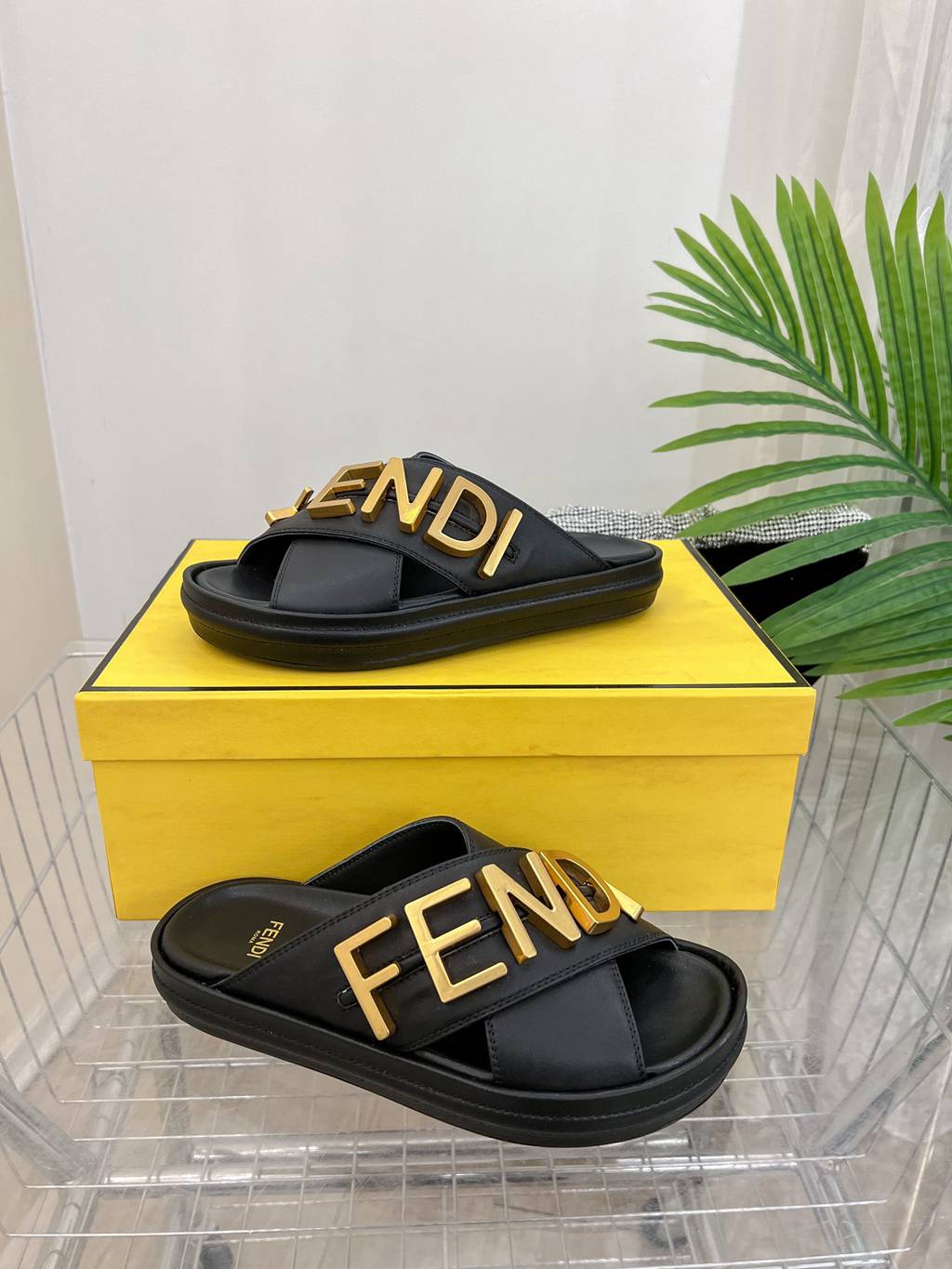 Fendi shoes size Eu35-Eu46