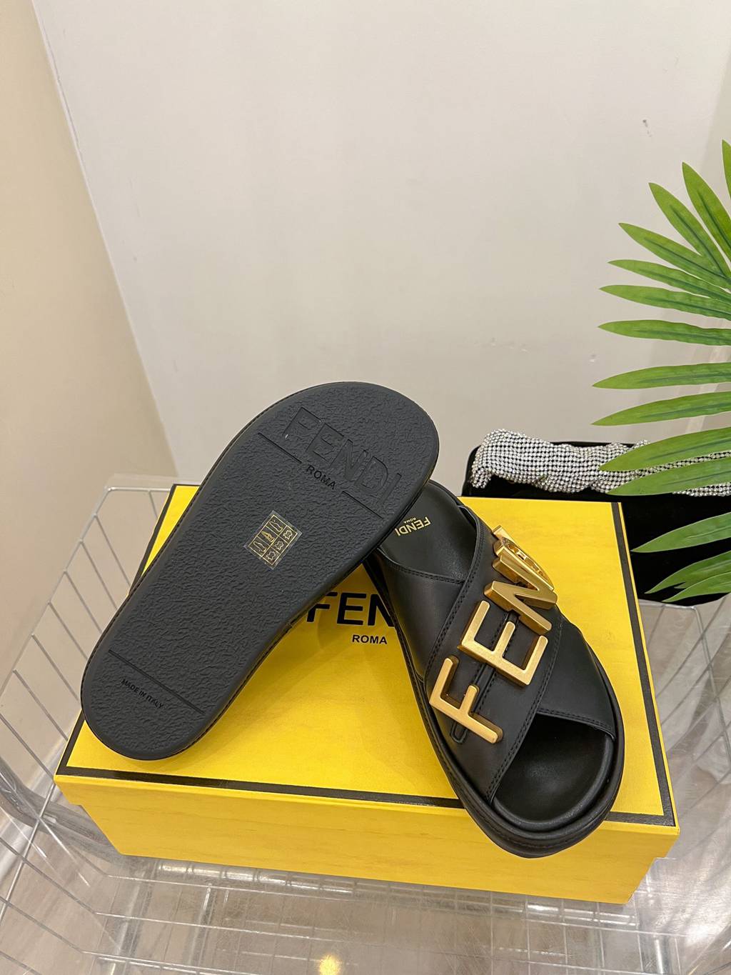 Fendi shoes size Eu35-Eu46